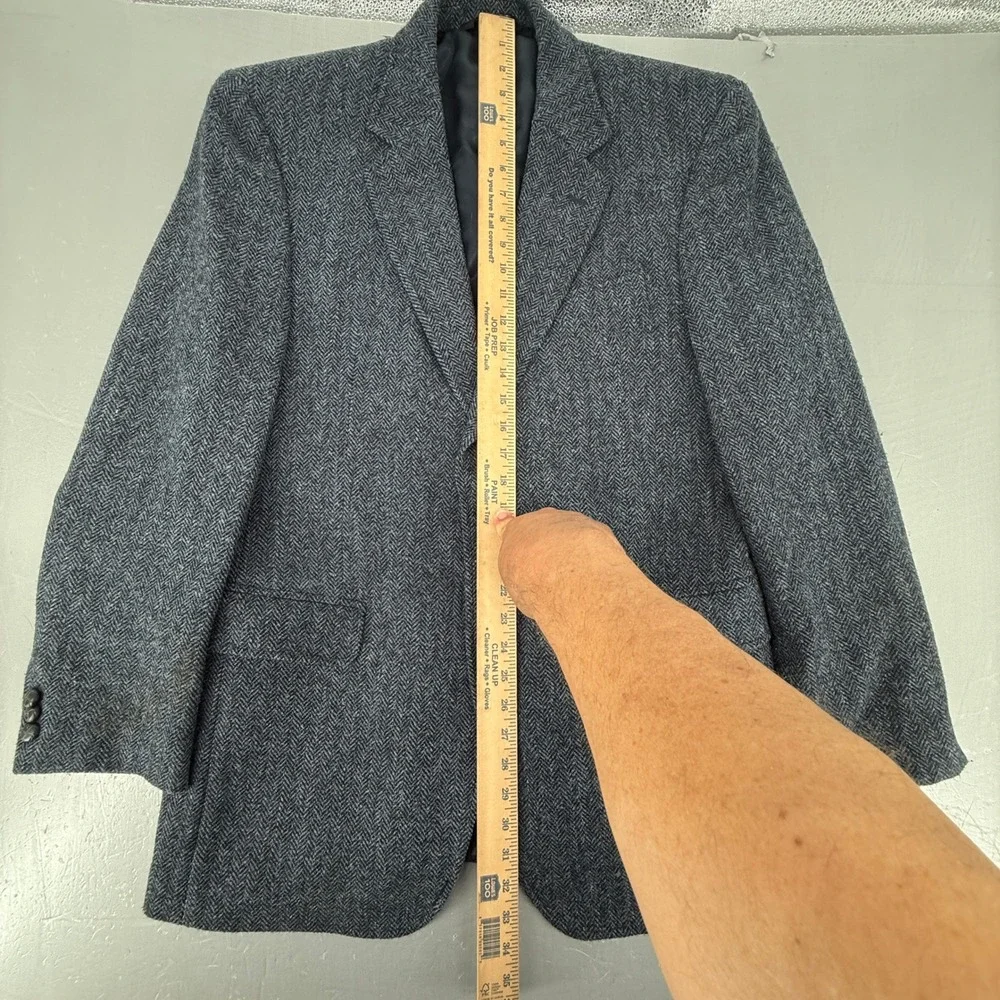 Jos A Bank Harris Tweed Grey Herringbone Wool Blazer Sport Coat 41L Mens Long